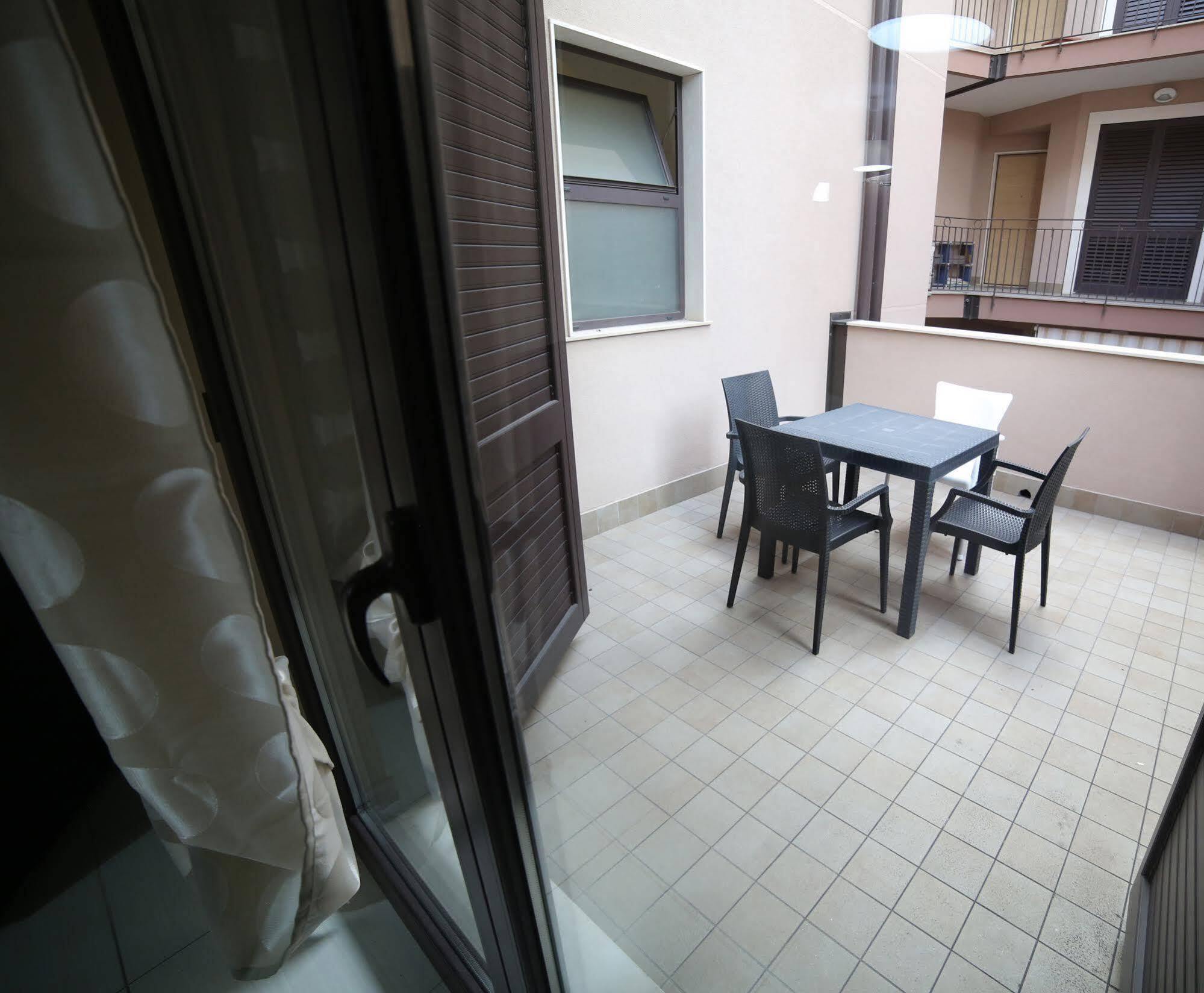 B&B Ciclopi Aci Castello Εξωτερικό φωτογραφία